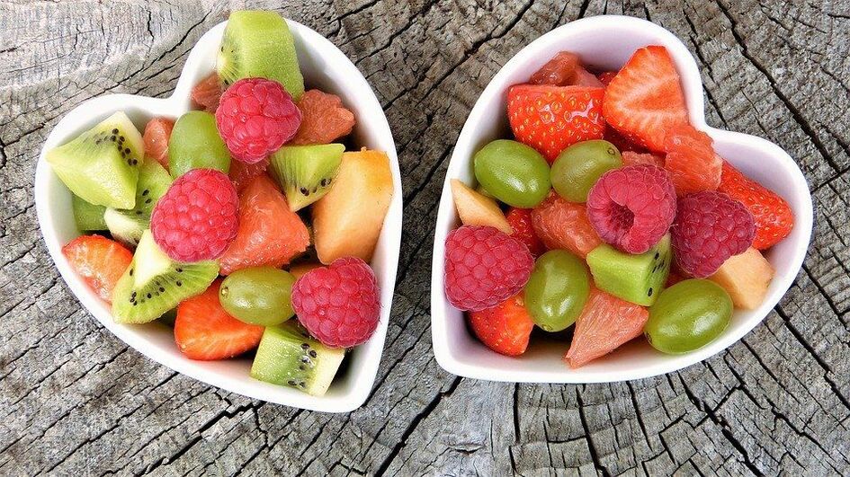φρούτα και μούρα για απώλεια βάρους στο σπίτι